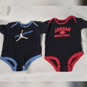 Jordan Baby Boys 2pc Black Basketball Graphic Bodysuit Bundle Size 3M-9M